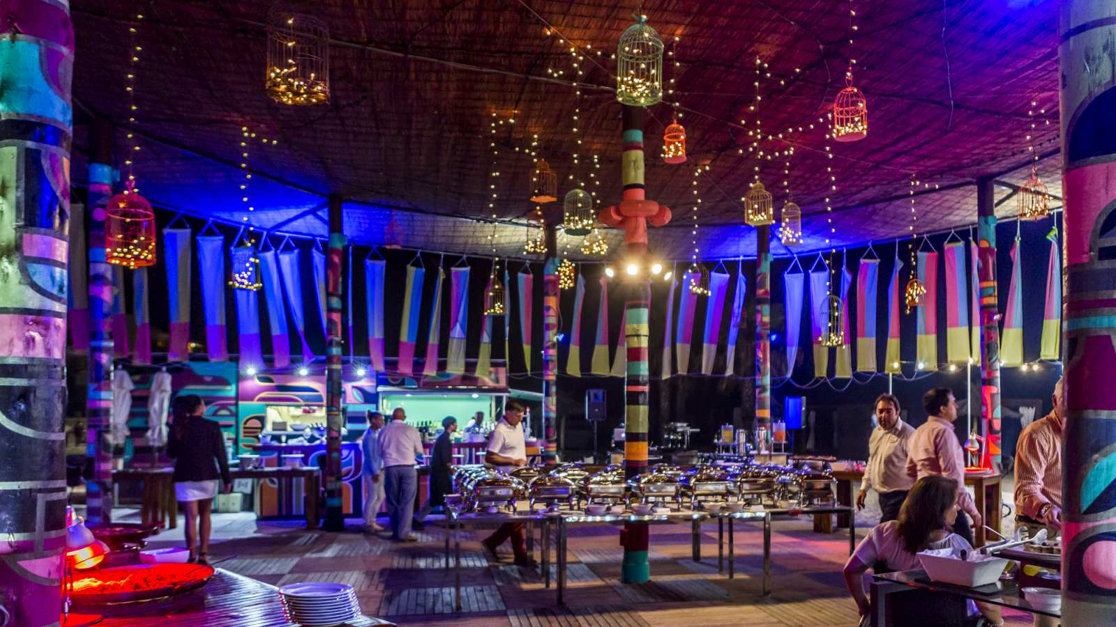 Half Moon Party - Temática Pink party en Beach Club